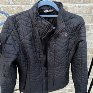 North Face micro puff black jacket size M